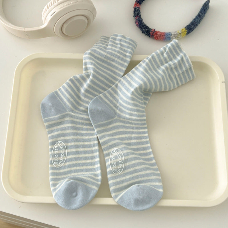 Minimalist Stripe Breathable Mid-Calf Socks