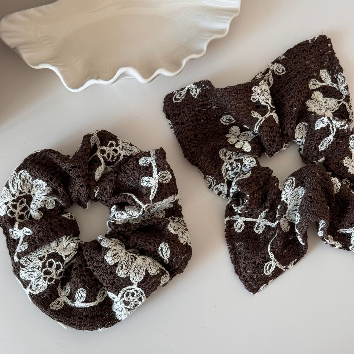 Vintage Flower Jacquard Knit Hair Tie