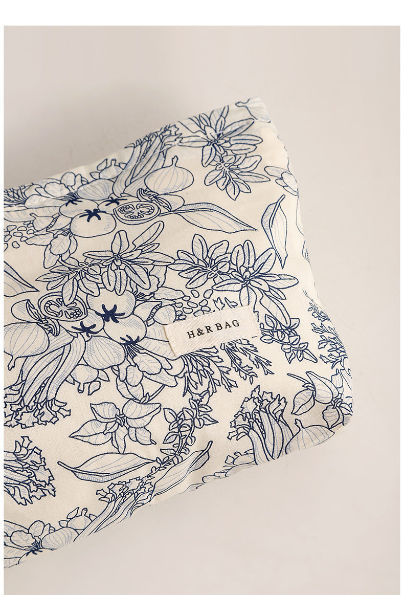 Floral Print Sweet Simple Cosmetic Bag
