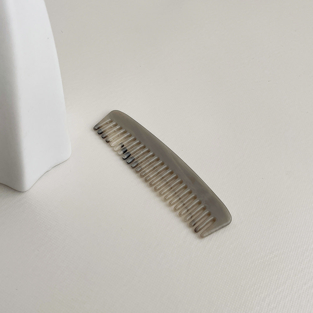 Simple Mini Portable Acrylic Hair Comb