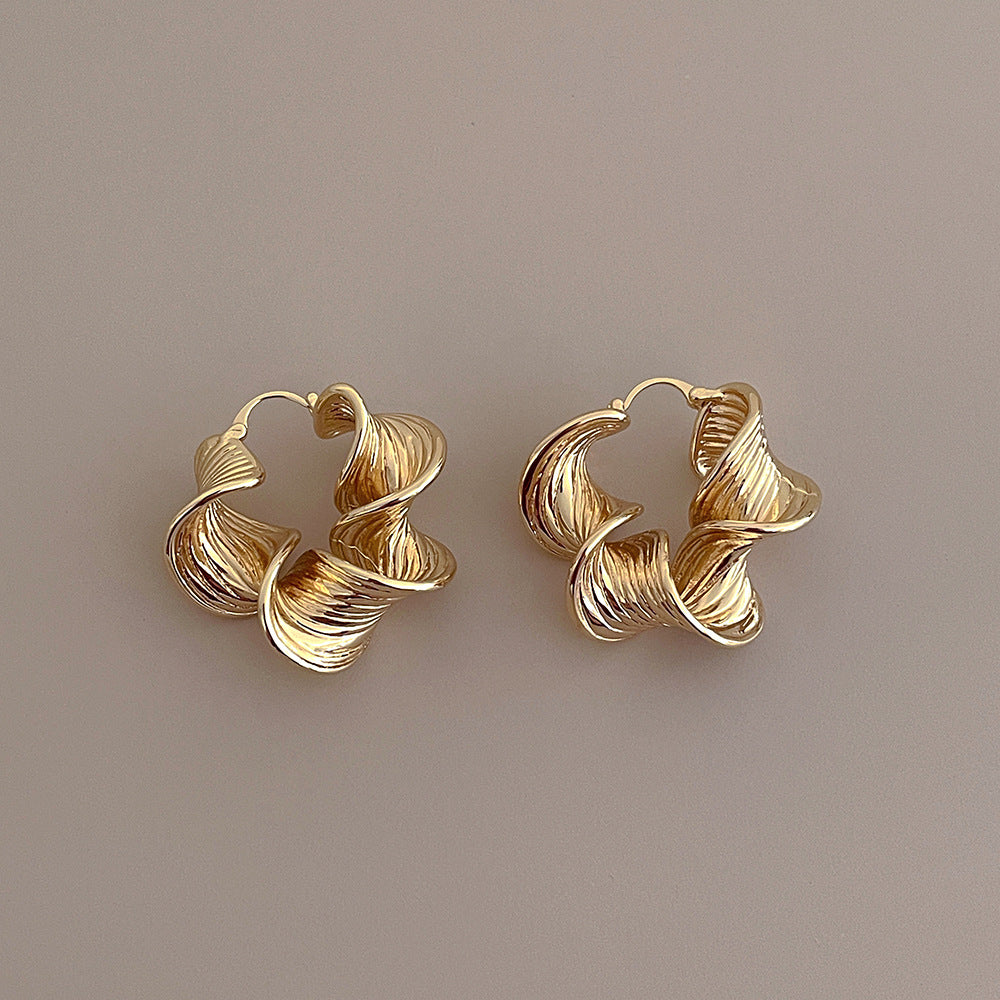 Vintage Simple Waved Twisted Hoop Earrings