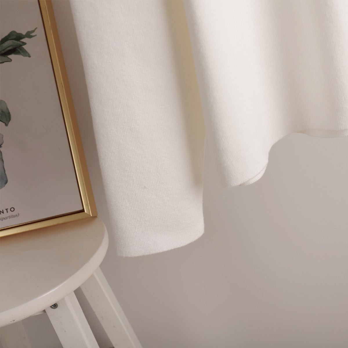 2+Solid Color Label V-Neck Knit Sets