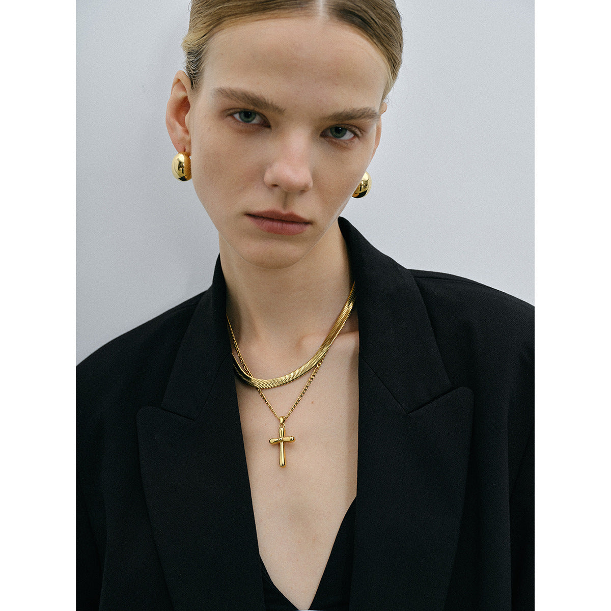 Simple Vintage Cross Pendant Nevklace