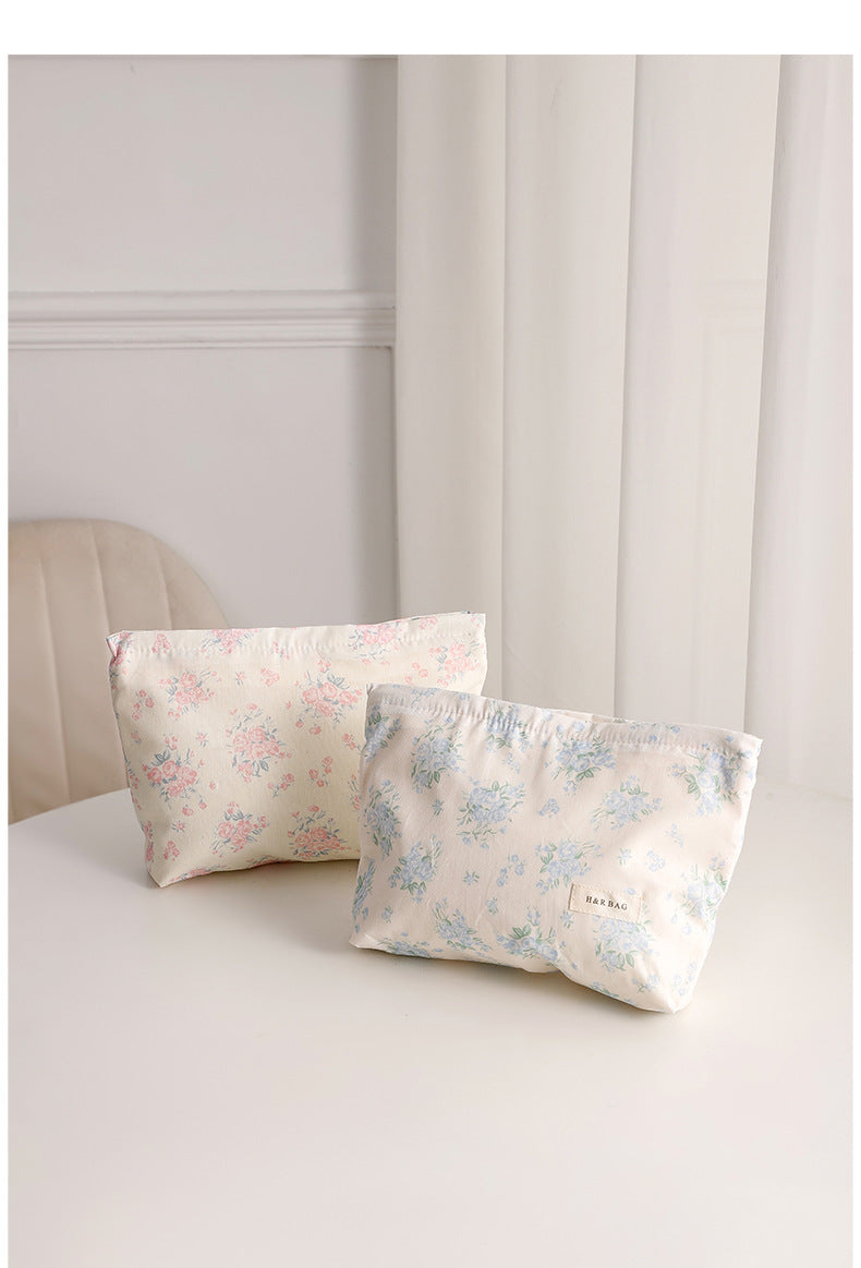 Floral Print Sweet Simple Cosmetic Bag