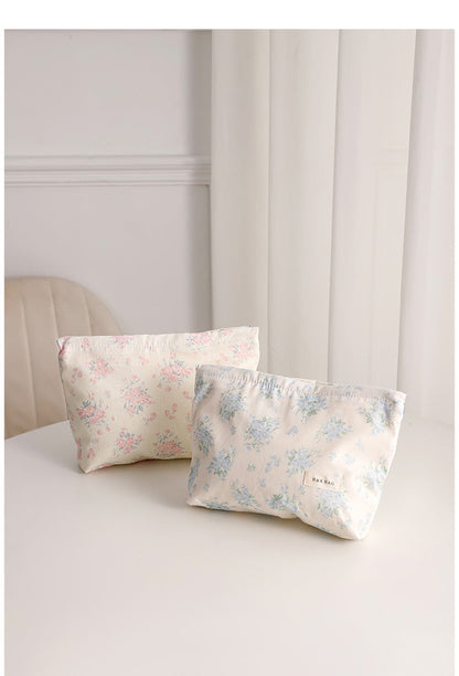 Floral Print Sweet Simple Cosmetic Bag