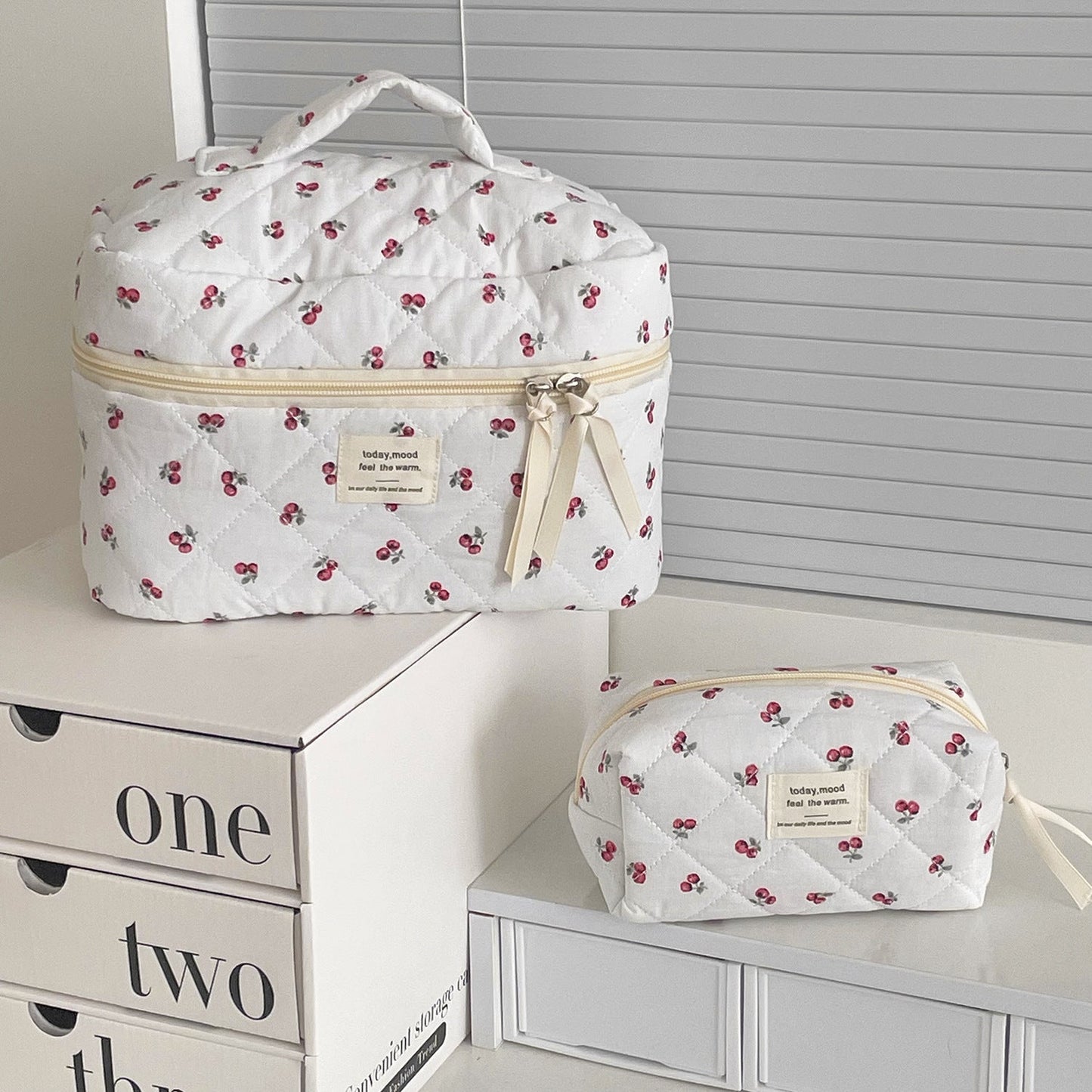 Sweet Cherry Print Make Up Bag