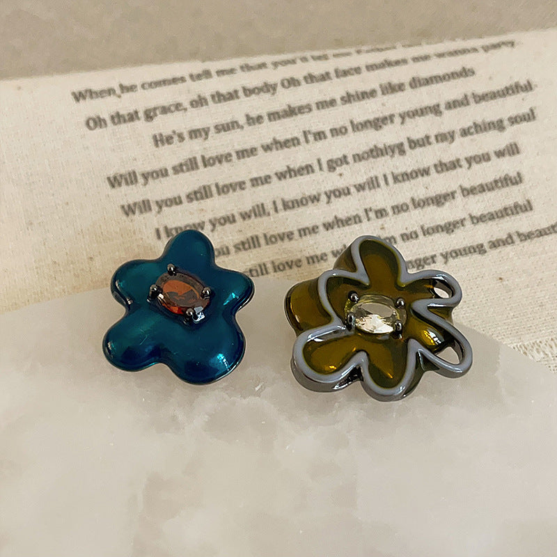 Asymmetric Enamel Zircon Flower Stud Earrings