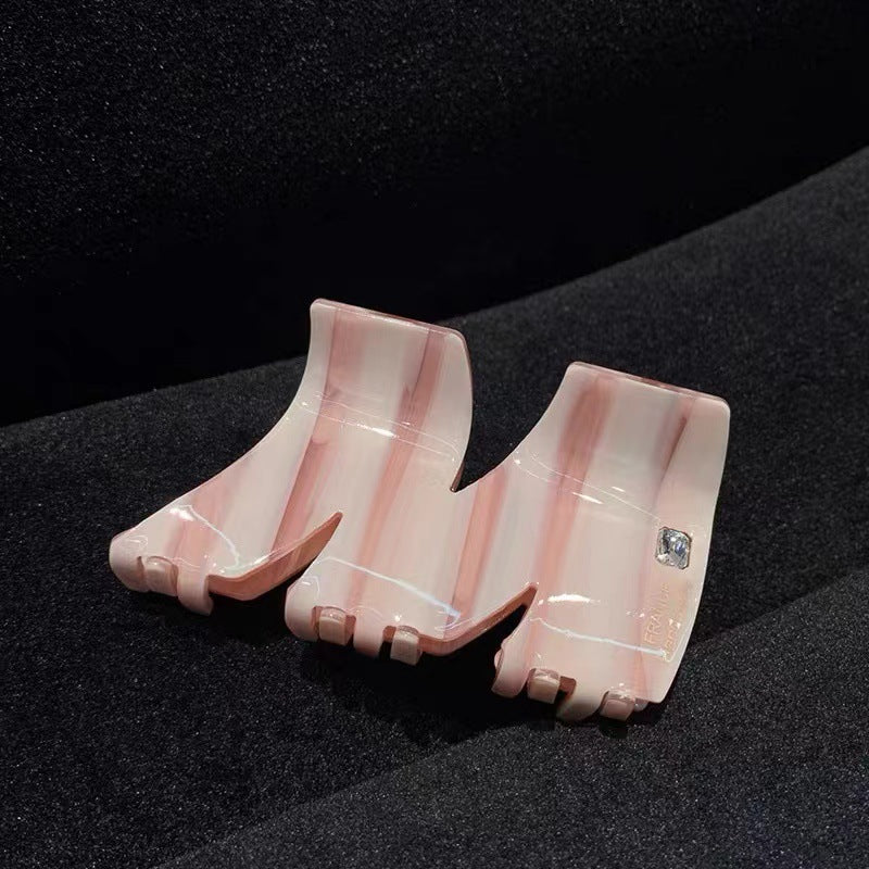 M Shaped Irregular Print Sweet Hair Claws