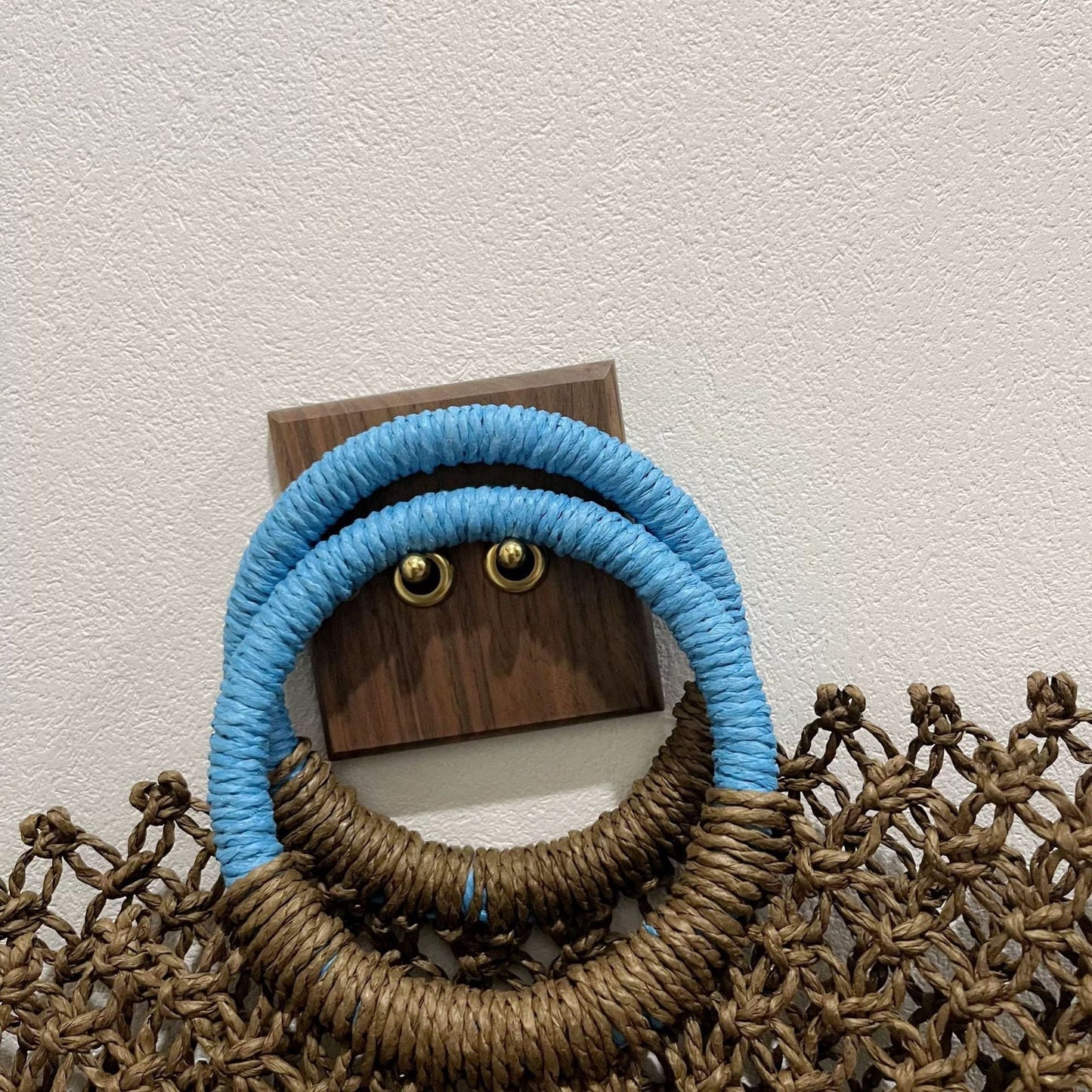 Simple Versatile Hollow Handwoven Bag