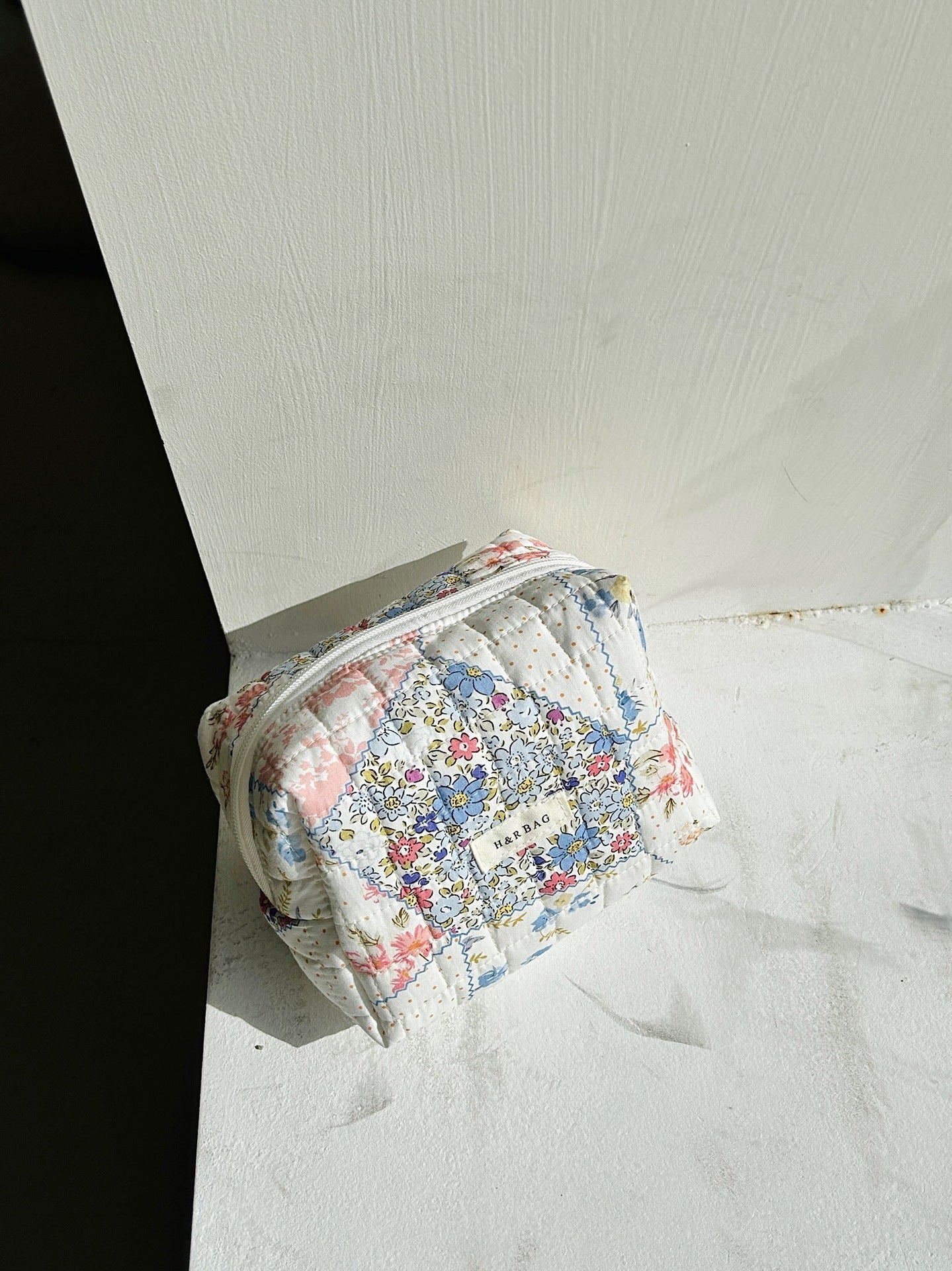 Floral Print Plaid Portable Cosmetic Bag