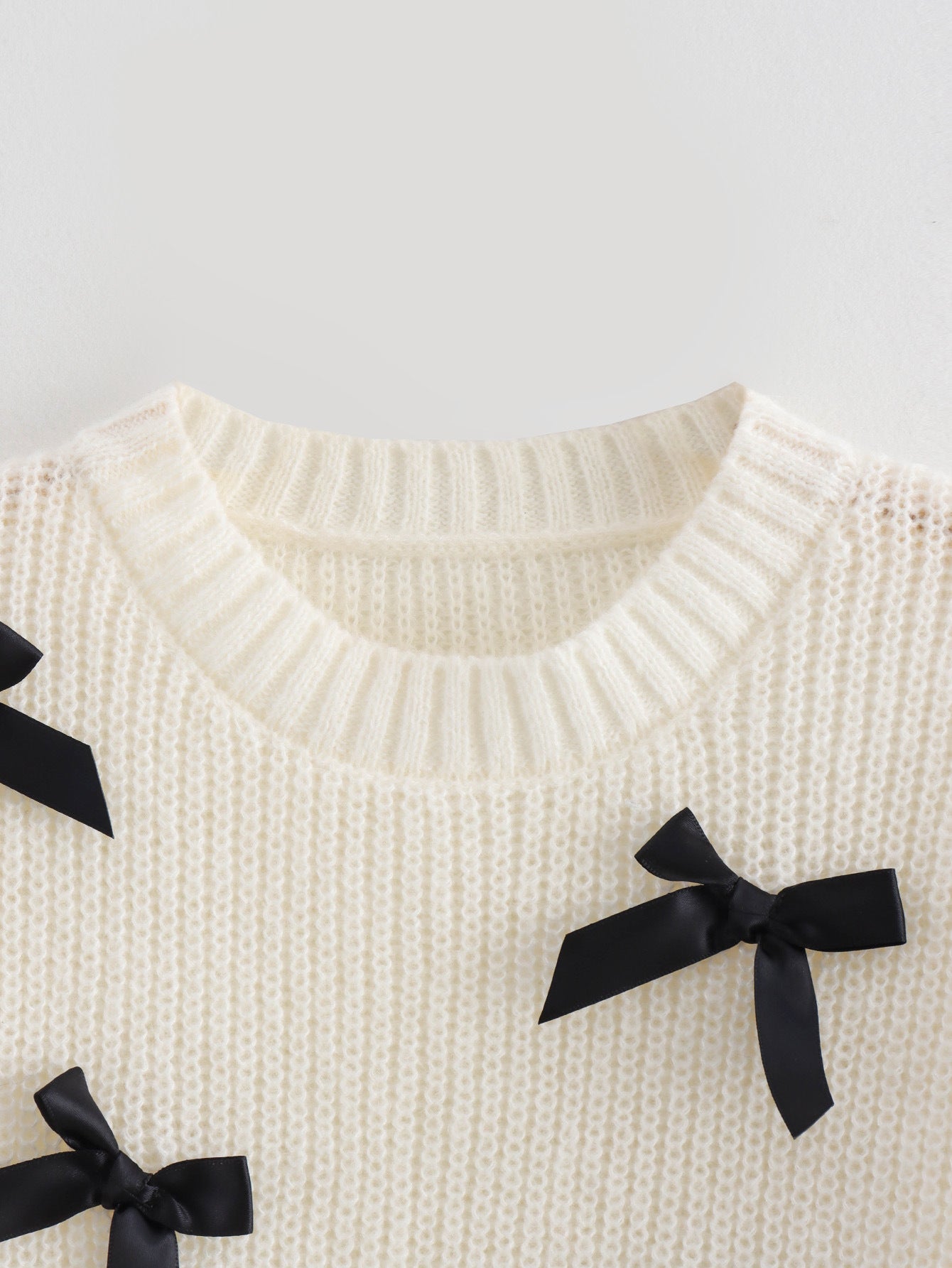 Elegant Crew Neck Bow Decor Sweater Top