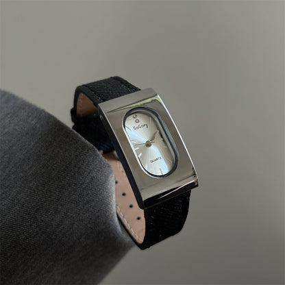 Retro Gold Tone Rectangle Quartz Watch