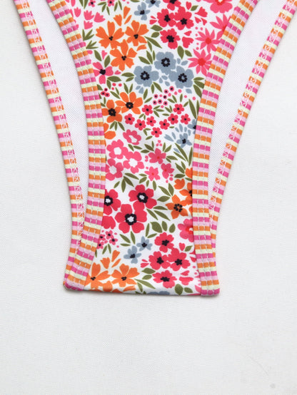 Trendy Floral Printed Bikini Swimwear