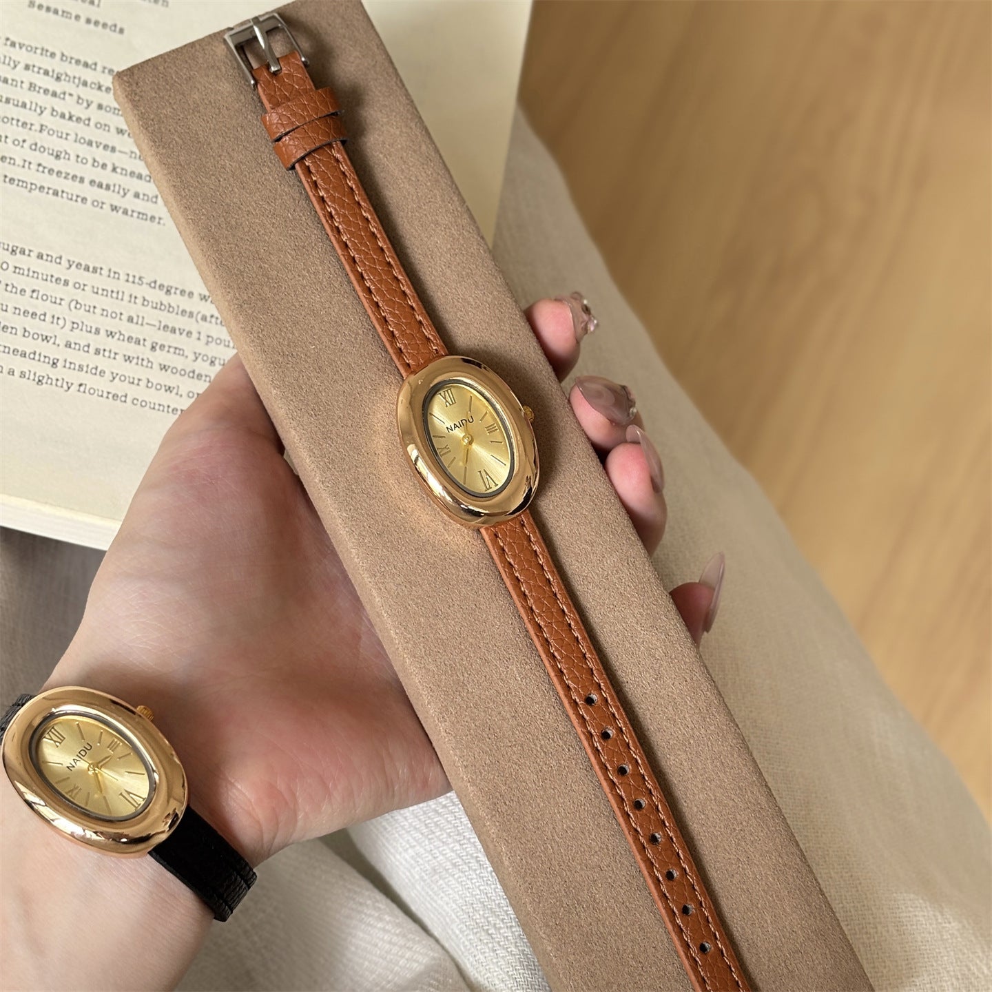Leather Strap Vintage Oval Watch