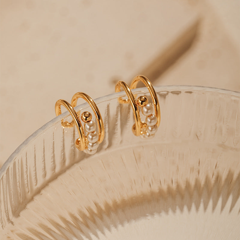 Elegant Pearl Hollow Clip Earings