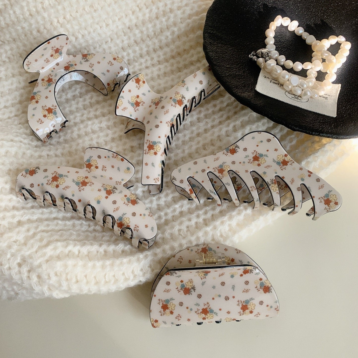 Cute Flower Geometric Acrylic Hair Claw