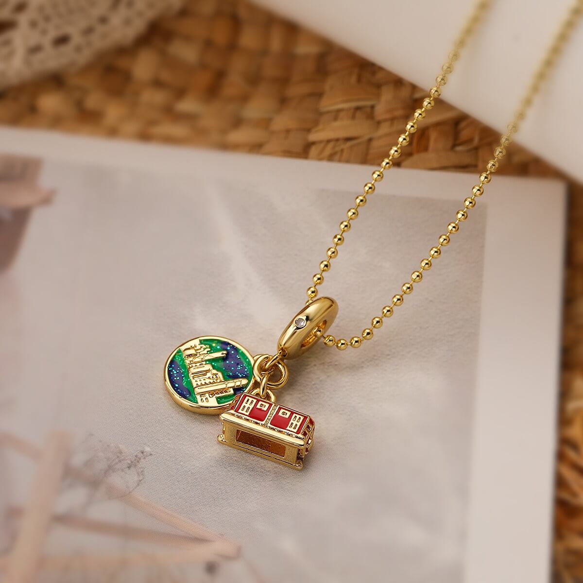 Retro Zirconia Cartoon Pendant Necklace