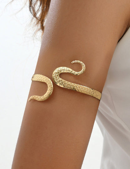 Serpentine Geometry Arm Cuff