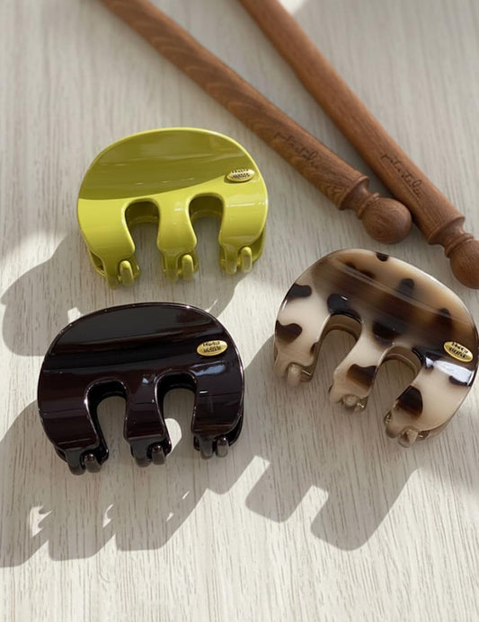 Simple Solid Color Small Hair Claw