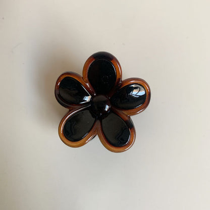 Splicing Flower Elegant Hair Claw Clips