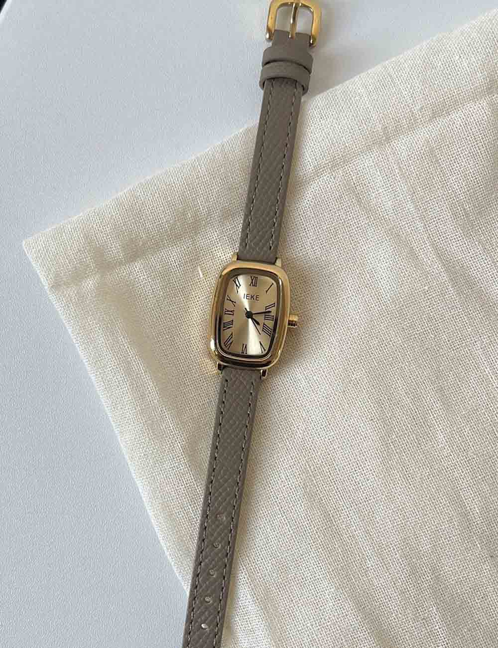 Elegant Roman Dial Small Rectangle Quartz Watch