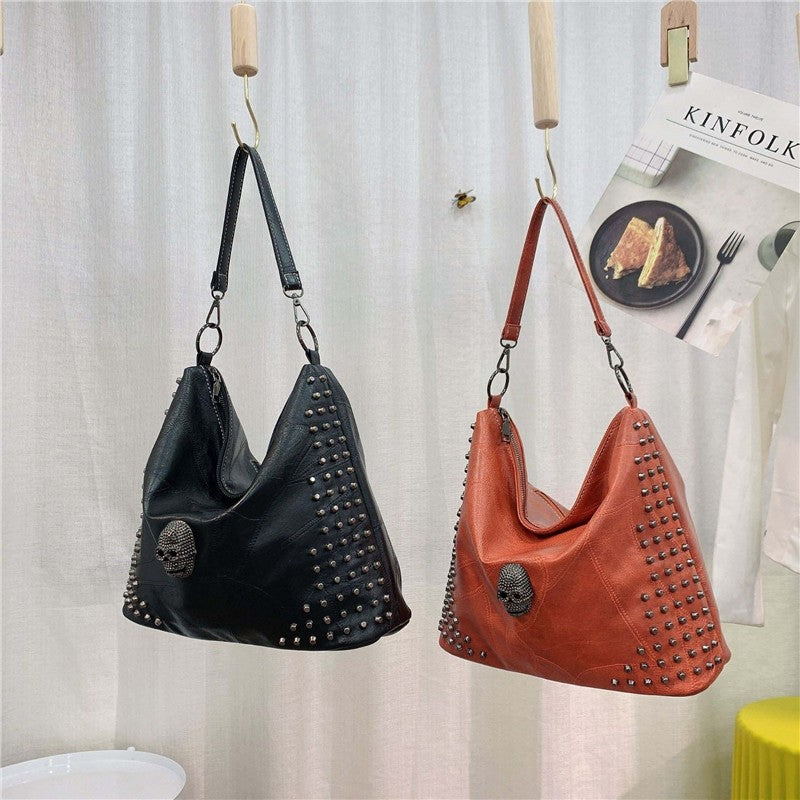 Solid Skull Rivet Shoulder Bag