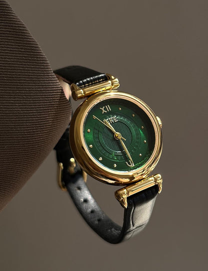 Trendy Round Dial Leather Strap Quartz Watch