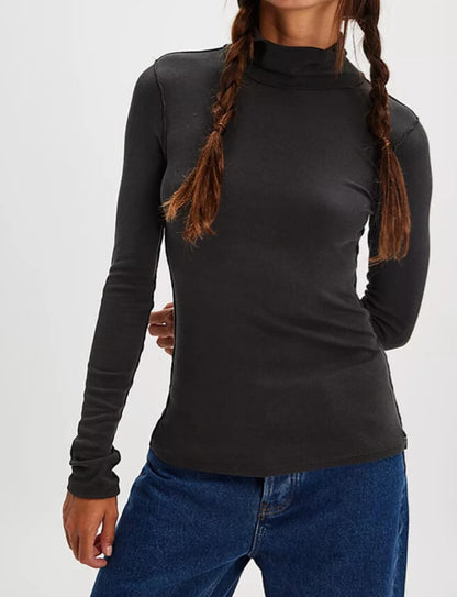 Solid Color Turtleneck Slim Basic Top