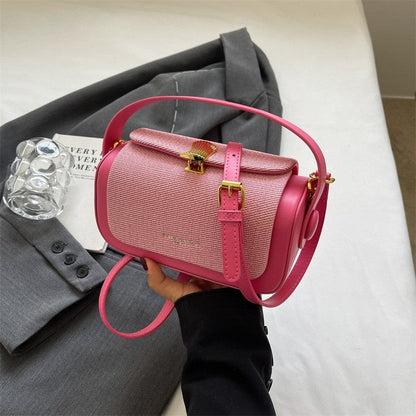 Retro Handbag With Pendant