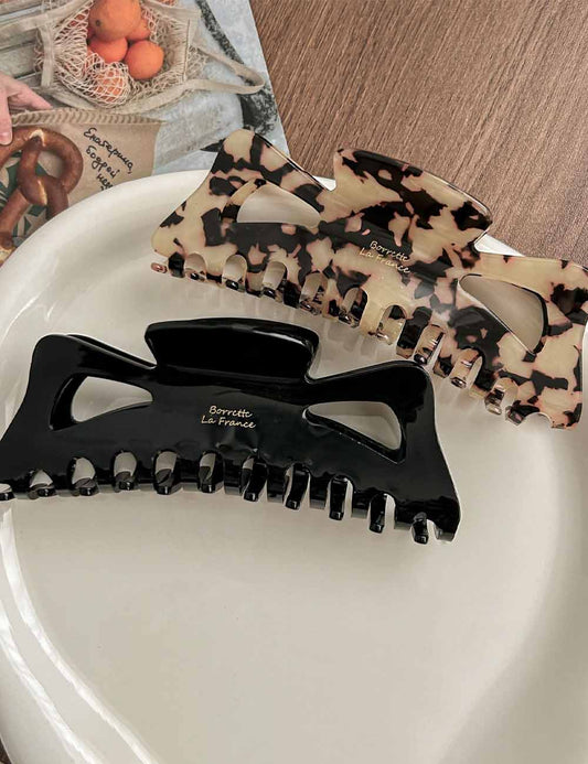 Minimalist Extra Large Hollow Hair Claw Clips