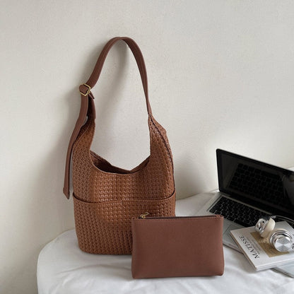 Retro Handbag With Pendant