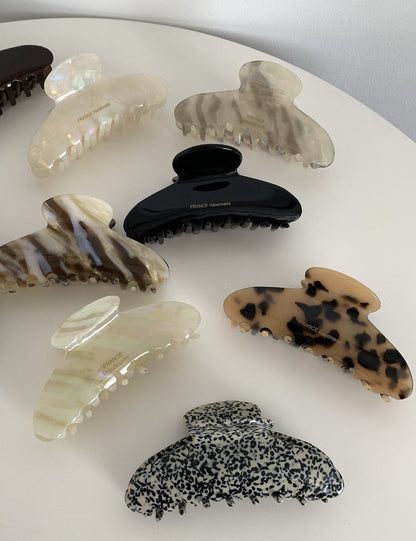 Simple Gentle Multicolor Claw Clip