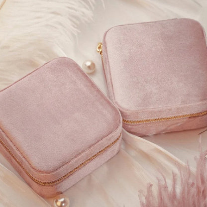 Plushed Simple Solid Color Zipper Jewelry Case