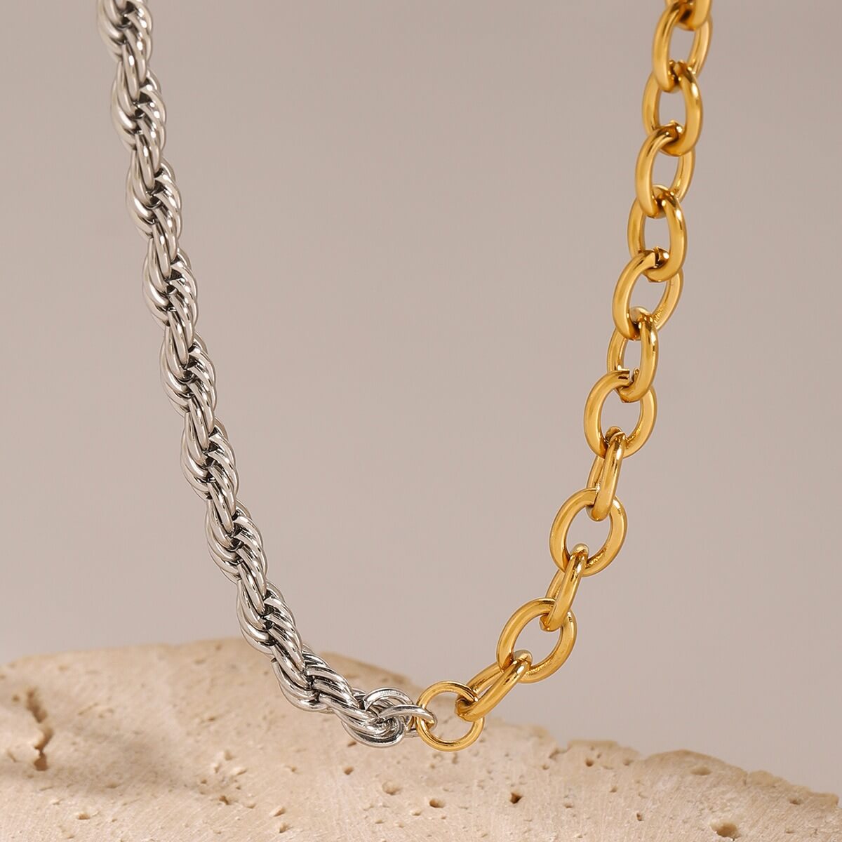 Trendy OT Buckle Color Block Chain Necklace