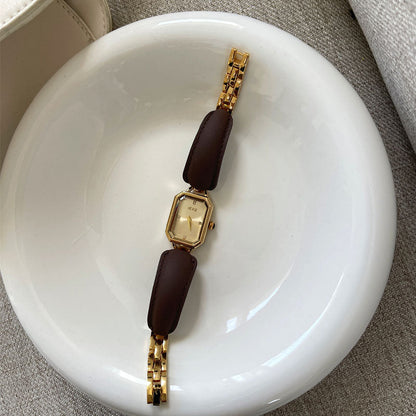 Elegant Square Dial Leather Bracelet Quartz Watch