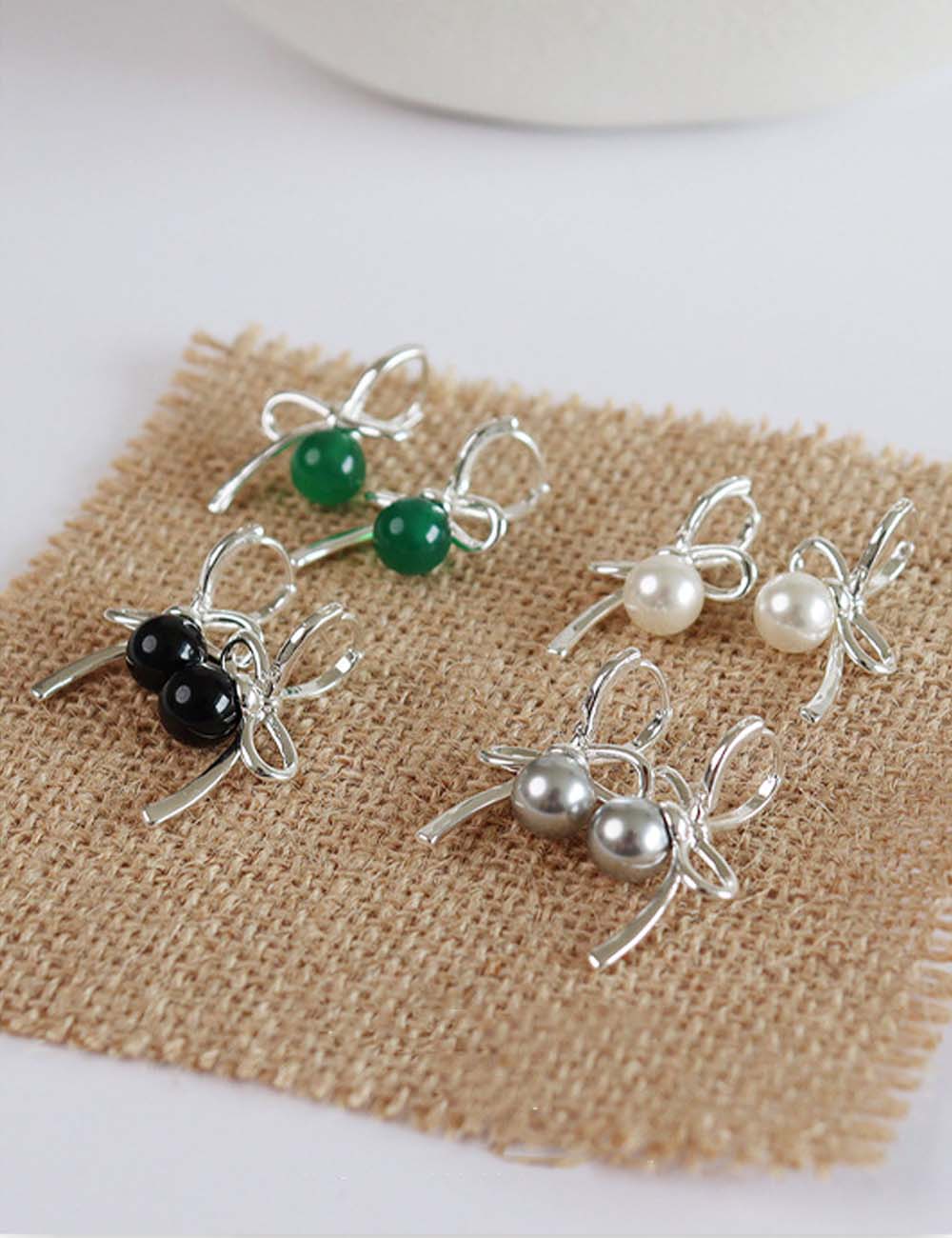 Elegant Bow Knot Pearl Stud Earrings