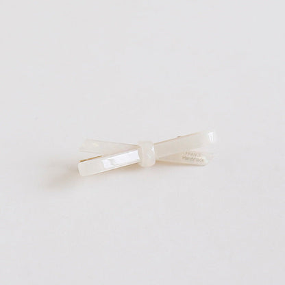 Elegant Minimalist Crossed Bow Acetate Hair Clip