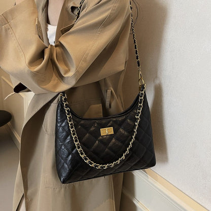 Retro Handbag With Pendant