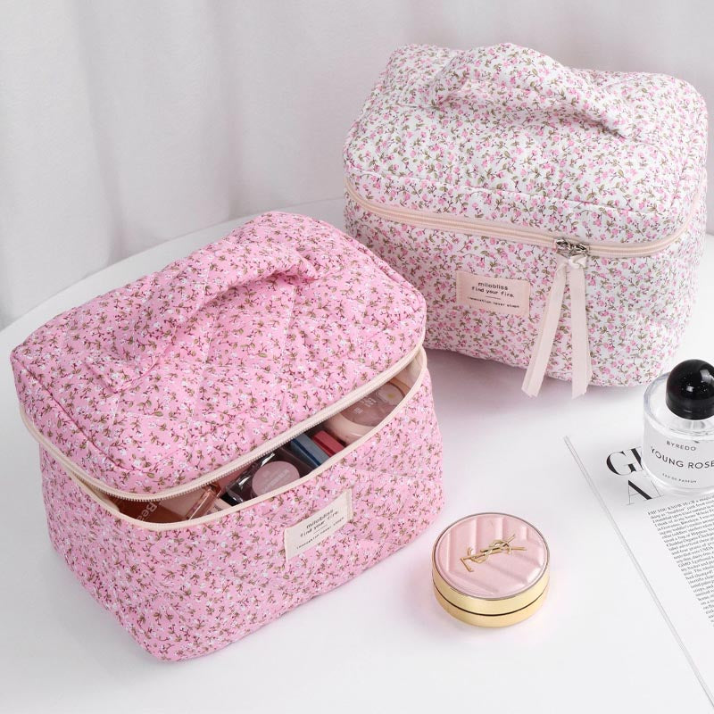 Cute Flower Print Portable Makeup Bag