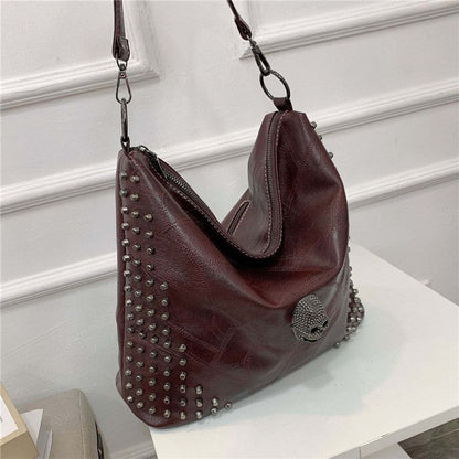 Solid Skull Rivet Shoulder Bag