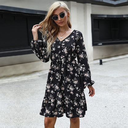 Short Printed Long Sleeve V-Neck Black Dress