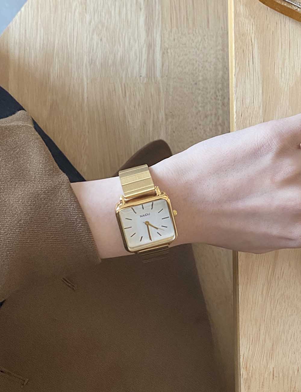 Square Dial Bamboo Link Bracelet Quartz Watch