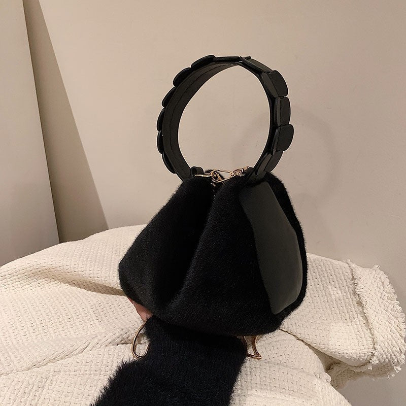 Fashion All-Match Design Plush Handbag