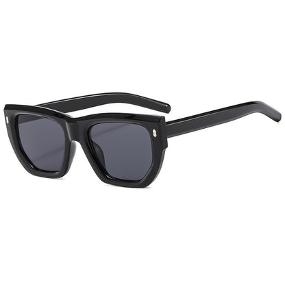 Gafas de sol con montura cuadrada sencilla y diseño de uñas de arroz para mujer