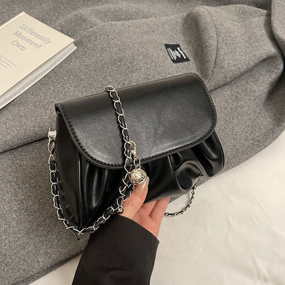 Bolso de hombro con cadena plisada de color liso para chica de moda
