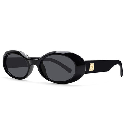 Gafas de sol clásicas con montura ovalada pequeña