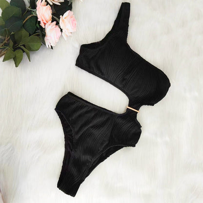 Traje de baño sexy de un solo hombro con huecos de color sólido para mujer