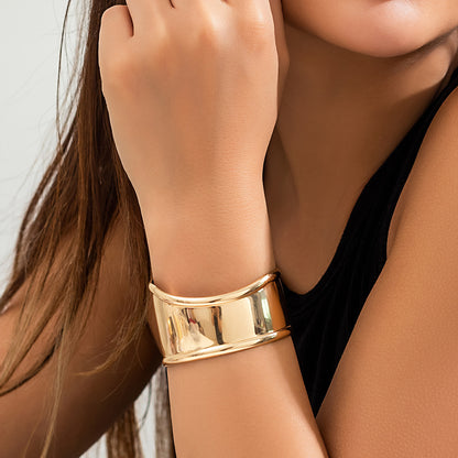 Women Fashion Simple Irregular Geometric V-Shaped Bracelet