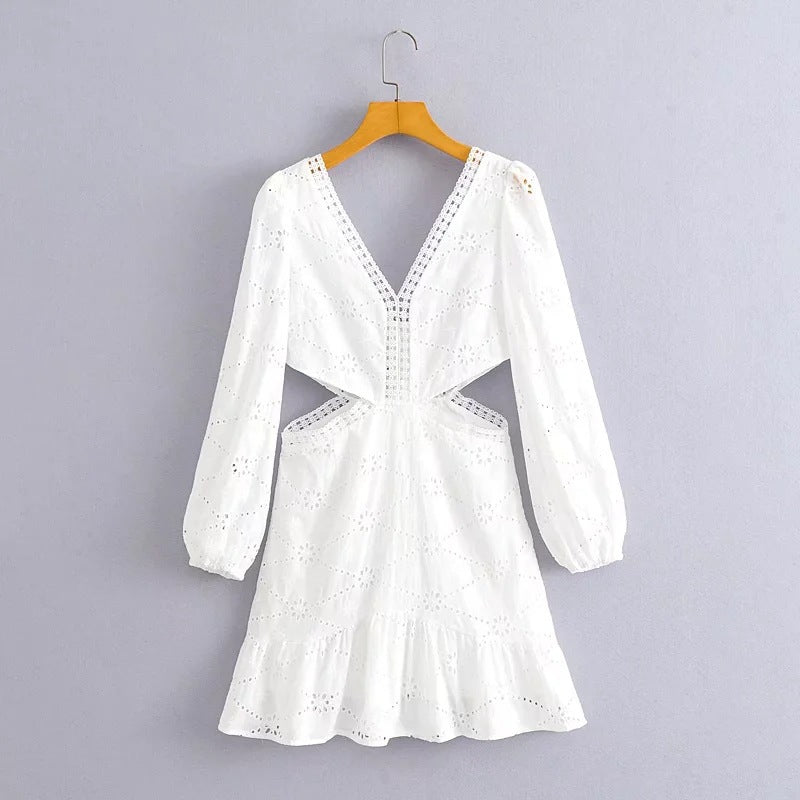 Robe à col en V découpée style vacances en bord de mer