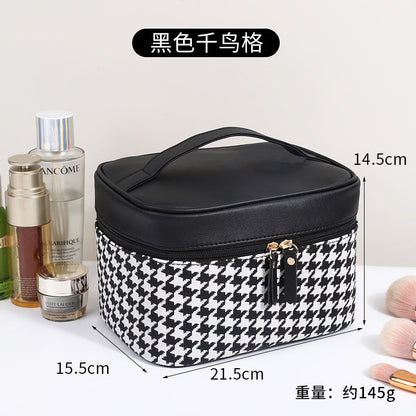 Bolsa de cosméticos de pata de gallo de moda en blanco y negro